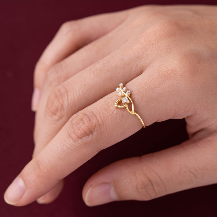 WOMENS RING FASHIN